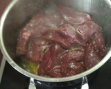 Foto del paso 4 de la receta: Hígado de ternasco en medio escabeche