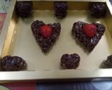 A picture of step 8 of Muesli & nuts choco hearts.