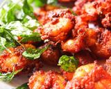 A picture of step 4 of Crispy prawns fry.