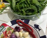 Foto langkah ke 1 dari resep Tumis Kangkung Super Mudah dan Enak.