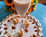 A picture of step 3 of Banana Dry Fruit Smoothie.