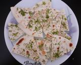 A picture of step 6 of Spicy Makhani Dip with Naan Chips.