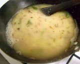 A picture of step 3 of Rava Upma.