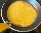 A tökéletes francia omlett recept fázis 3 fotója