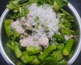 A picture of step 2 of Falahari green Chutney.