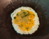 Foto langkah ke 2 dari resep Dadar Telur Seadanya.