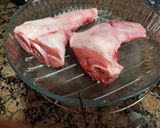 Foto del paso 1 de la receta: Jarrete de cordero con patatas al horno