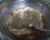 Foto del paso 1 de la receta: Pollo marinado con timbal de arroz y ensalada.👩🏼🍳😀