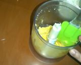 A picture of step 3 of Chicken corn soup.
