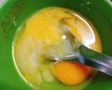 A picture of step 2 of Thai Banana Egg Pancake (Roti Kluai Khai).
