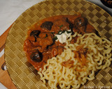 A picture of step 14 of Beef stroganoff.