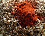 A picture of step 3 of Lasooni tawa fry mataki.