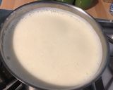 Une image de l'étape 4 de Crèmes aux œufs vanille et abricots secs.