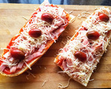 Foto del paso 2 de la receta: Pan pizza de bacon y queso