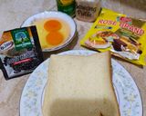 Foto langkah ke 1 dari resep Savory Egg Toast.