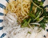 Gambar langkah 4 resipi Bakso Bihun & Mee Mudah.