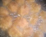 A picture of step 5 of Yam balls😘.