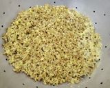 A picture of step 3 of Matki Misal pav.