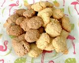 Foto del paso 4 de la receta: Galletitas súper económicas de vainilla y chocolate (sin manteca y con harina común)