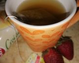 A picture of step 2 of Strawberry Lemon grass Tea☕.