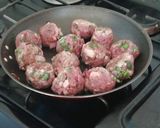 Foto del paso 1 de la receta: Fideos con albóndigas!!