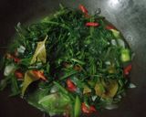 Foto langkah ke 7 dari resep Tumis Kangkung.