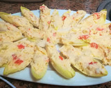 Foto del paso 10 de la receta: Barcas de Endivias rellenas de ensaladilla de gambas