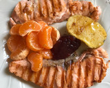 Foto del paso 6 de la receta: Salmón, con colores otoñales (mandarina, arándano y patata amarilla)