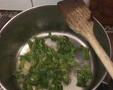 Foto del passaggio 2 della ricetta Ali di Pollo curry e peperone dolce