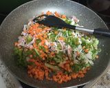 A picture of step 3 of Fried Rice with Leftover vegetables.