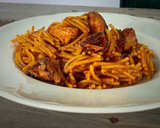 Foto del paso 8 de la receta: Fideuá de pollo en soja picante