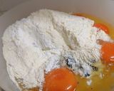 Foto del passaggio 2 della ricetta ROSETTE AL NERO DI SEPPIA CON ZUCCA ALLO  SPECK E MANDORLE