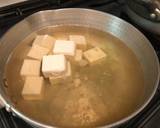 Japanese Classic Miso Soup with Tofu recipe step 3 photo