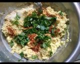 A picture of step 2 of Chawal Faraa.