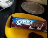 A picture of step 2 of Oreo delight shake.