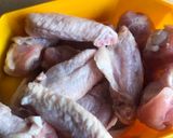 Foto langkah ke 2 dari resep Ayam Goreng Lengkuas (Chicken Wings).