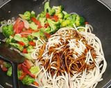 A picture of step 8 of Stir fry spaghetti special.