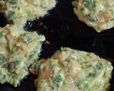 Foto del paso 6 de la receta: Hamburguesas de zapallitos y cebollas 💚🧅