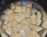 A picture of step 3 of Aloo Capsicum.