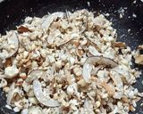 A picture of step 5 of Mewa Paag.