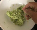 A picture of step 3 of Broccoli tikki.