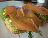 Foto del paso 5 de la receta: Torrada de salmón Cantera Bikers Bar