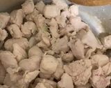 صورة لخطوة 2 من وصفة يخنة بطاطا وجاج مع رز