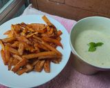 Foto del paso 4 de la receta: Batata 🍠/ Boniato / camote "fritos" con salsa de yogurt y mostaza🥛🧅🍠