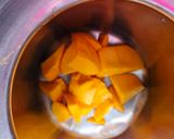A picture of step 2 of Mango Lassi.