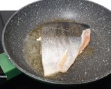 Foto del paso 2 de la receta Ensalada templada de salmón y verduras