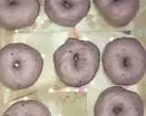 Foto langkah ke 5 dari resep Donat Ubi Ungu Lembut.