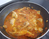 Foto del paso 13 de la receta: Conejo en salsa de tomate con hierbas aromáticas