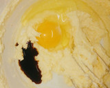 Foto del paso 2 de la receta: Tarta de coco y dulce de leche