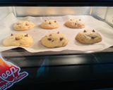 A picture of step 9 of Chocolate Chip Cookies.